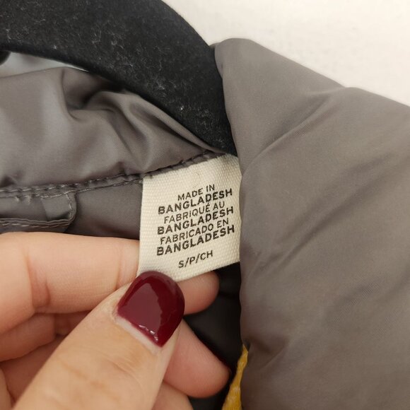 Levi's Grey Quilted Puffer Jacket Snap Down Lightweight Chore Coat Outdoors S - Picture 7 of 7